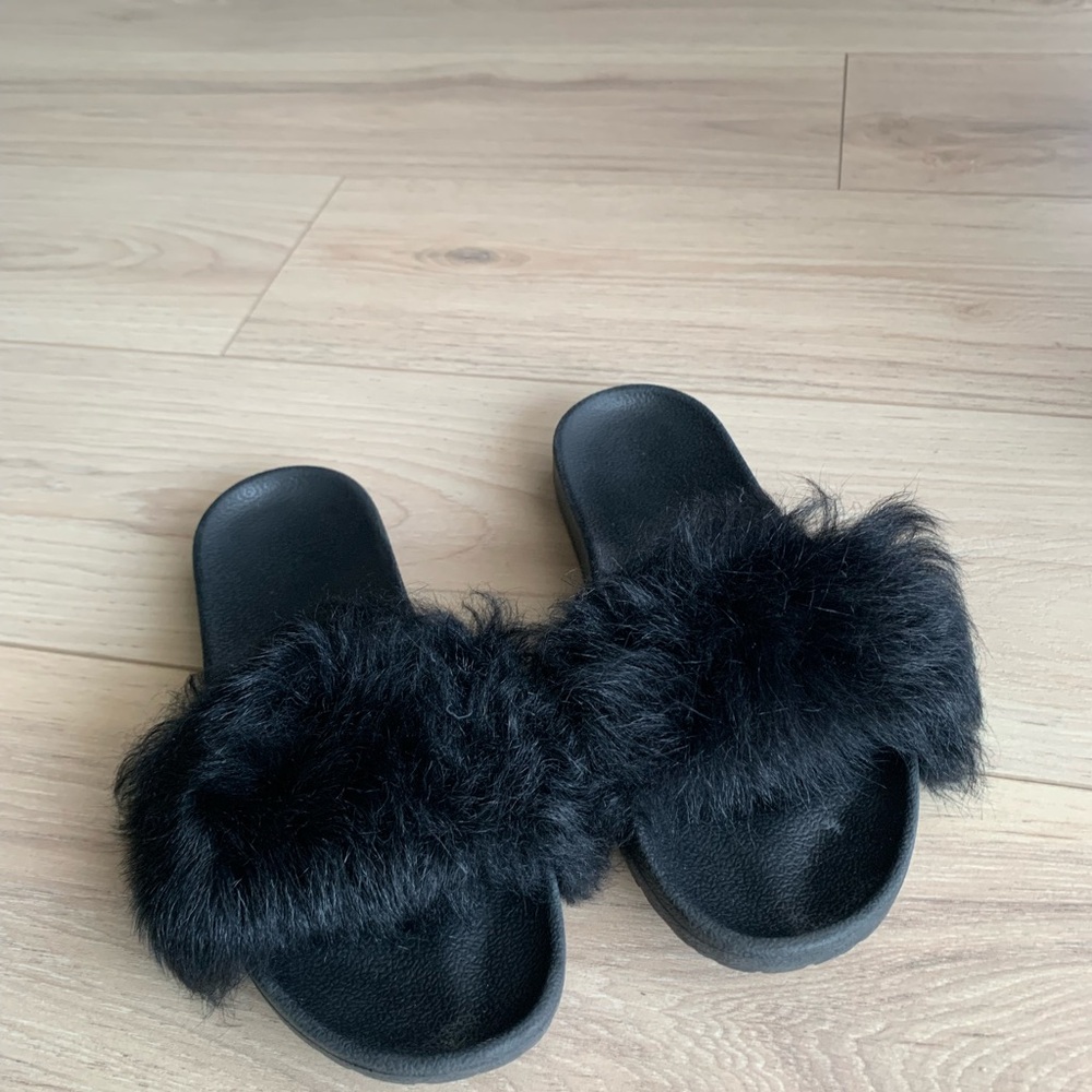 UGG Royal Black Furry Slide Sandals